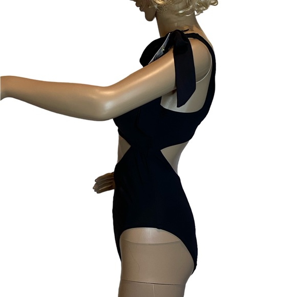 Shade & Shore One Shoulder Bow Side Cut-Out 1-Piece Swimsuit Black Sz Small NWT - Picture 6 of 12